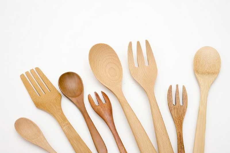 How to clean bamboo utensils 